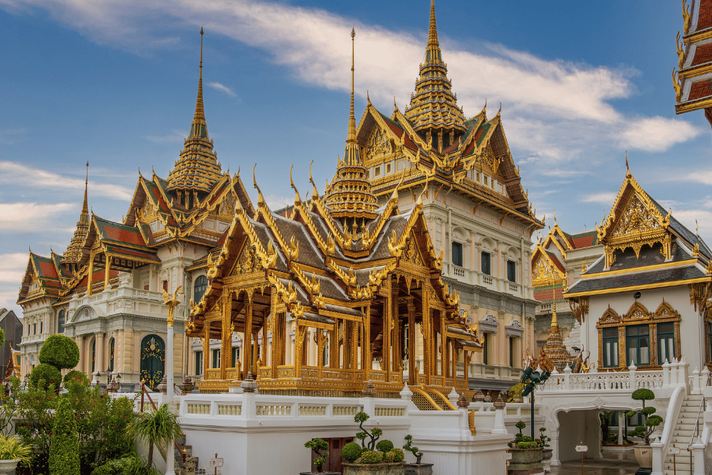 Hello Bangkok 3N 4D Tour Package - Wat Traimit Golden Buddha